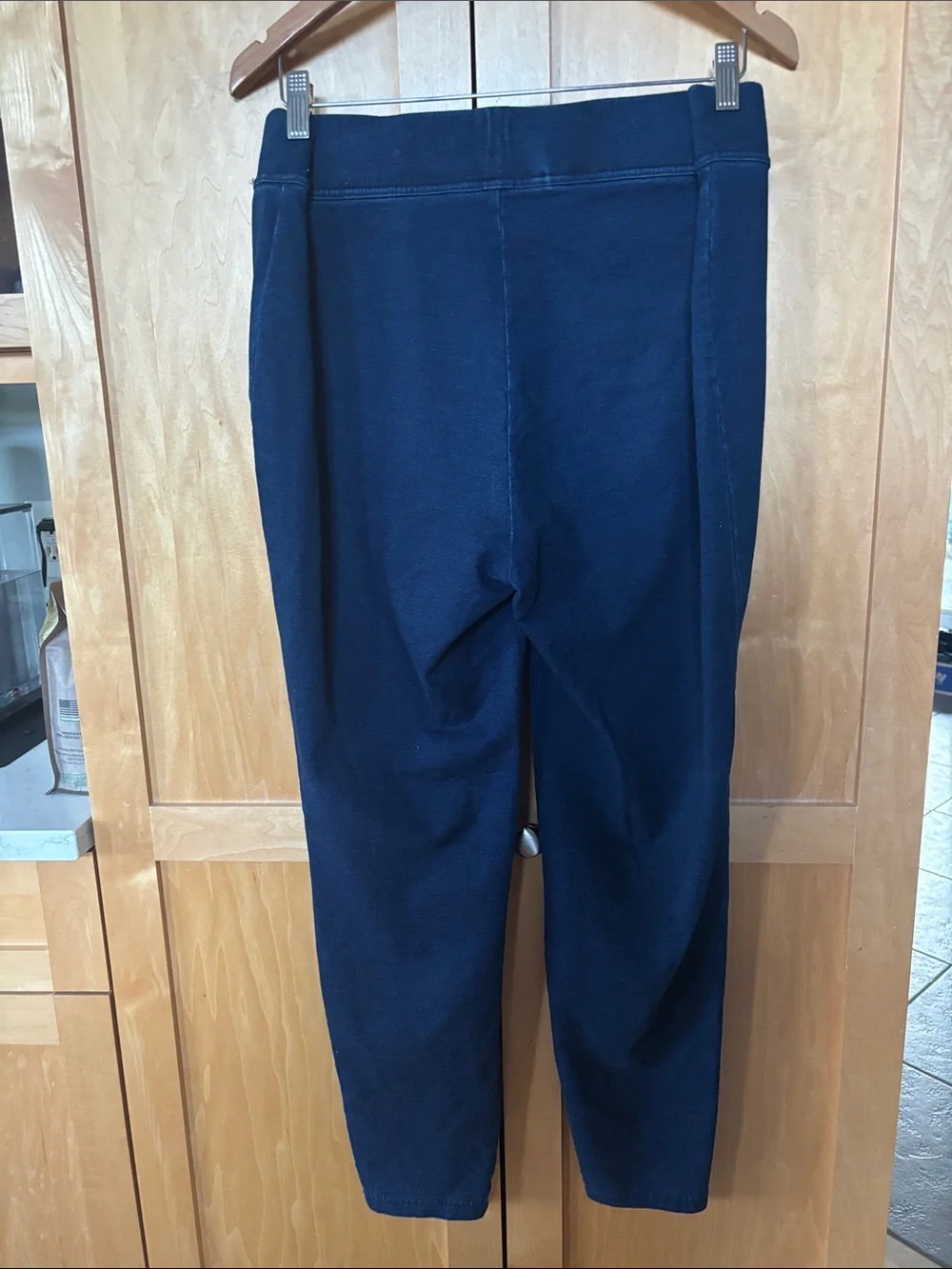 Lands' End Women’s Navy Pull-On Leggings/Pants -Size Large-